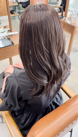 セミロング SONO 【一宮】のヘアスタイル