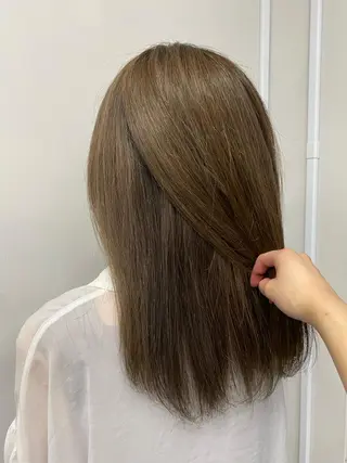 セミロング カラー ヘアアレンジ TRU Shino🦋のマツエク・マツパデザイン