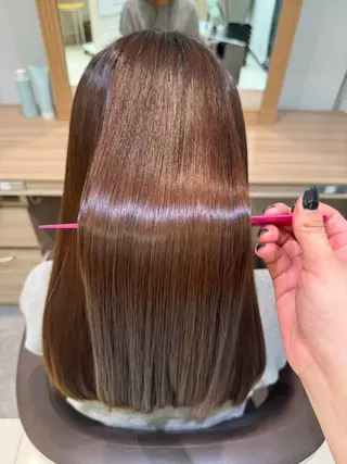 ミディアム 岡野 未夢のヘアスタイル