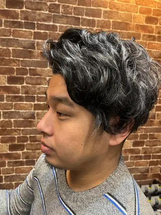 ショート カラー パーマ ヘアアレンジ メンズ キッズ ネイル マツエク・マツパ アイブロウ 久木原 ゆりのヘアスタイル