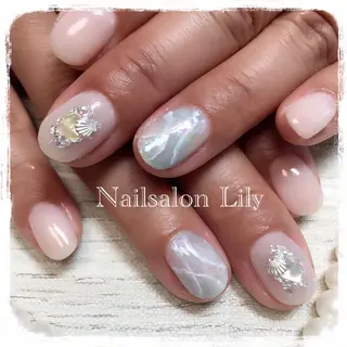 ネイル Lily*nail 🌻Mii🌻のネイルデザイン