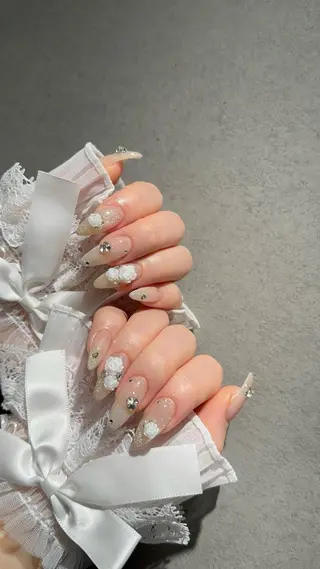 ネイル I-nailロング /ワンホン/キラキラのネイルデザイン