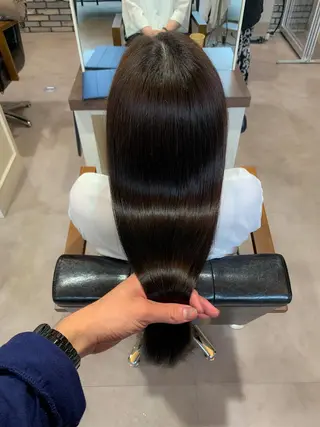 ロング カラー 地毛風ストレート/ 髪質改善/榎本流行のヘアスタイル