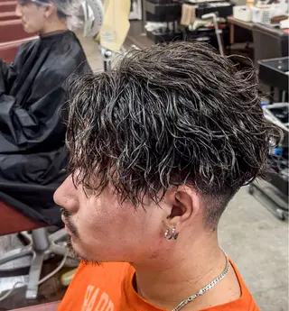 パーマ メンズ 【メンズ特化】ハイ トーン/海里🔥のヘアスタイル