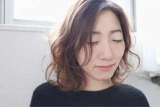 ミディアム パーマ soins de MaLilyのヘアスタイル