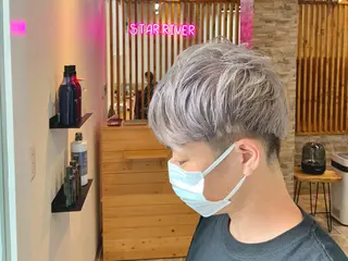 ショート 吉田 聡一のヘアスタイル