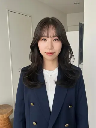 セミロング カラー 韓国レイヤーカット 🫧大阪梅田レイヤーのヘアスタイル