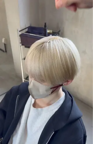 ショート カラー メンズ おがた たくむの眉毛・アイブロウイメージ