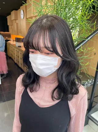 セミロング カラー 【 ﾈｲﾘｽﾄ&ｱｲ ﾘｽﾄ】キヨカのネイルデザイン