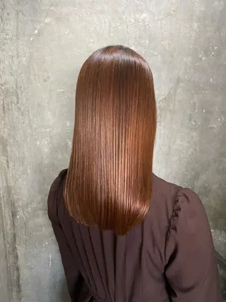 セミロング カラー 髪のケアリスト高橋 健太郎のヘアスタイル
