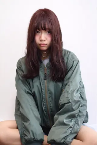 ロング カラー パーマ 安達 俊亮のヘアスタイル