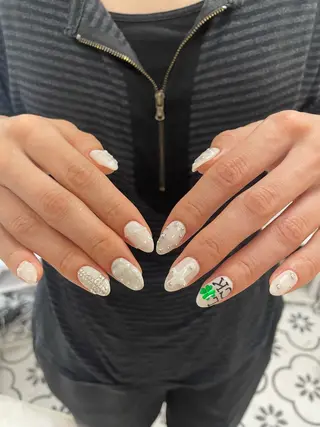 ネイル koyu 🩶のネイルデザイン