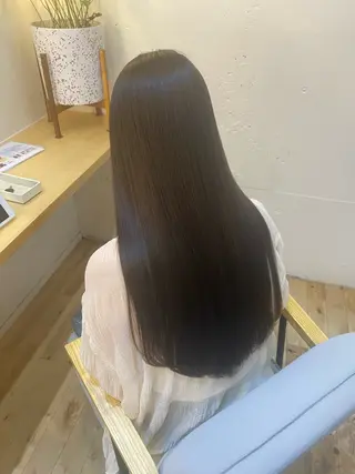 ロング 艶カラー／ストレート かとうゆうき🍯のヘアスタイル