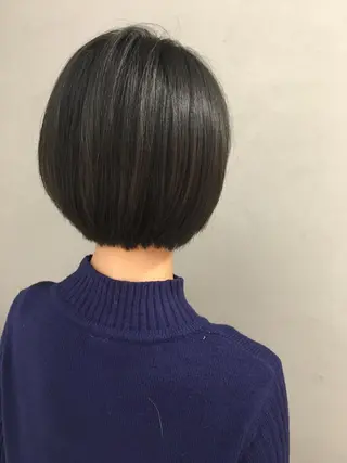 ショート カラー 代表　土屋ヒロユキ ショートカットのヘアスタイル