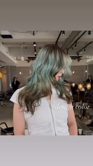 ロング カラー 💜ハイトーン💛 マジカルかいちゃんのヘアスタイル