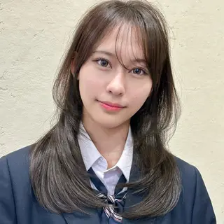 セミロング 🌹ハッシュカット、 レイヤー韓国ヘア🌹のヘアスタイル