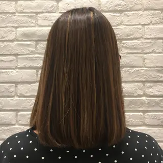 ミディアム カラー ミドウチ アヤカのヘアスタイル