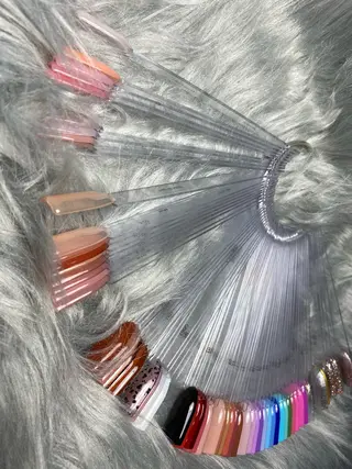ネイル Bavardage Nailのネイルデザイン