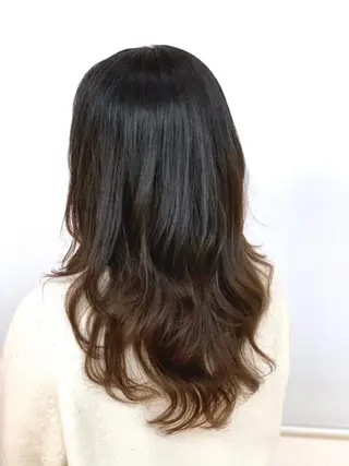 ロング ⭐️レイヤーカット 大人気　三澤康司⭐️のヘアスタイル