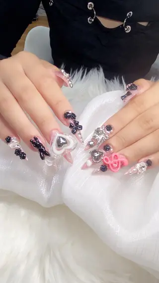 ネイル Rei _Nail 新宿のネイルデザイン