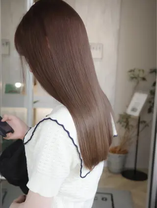 セミロング カラー hiide sisiのヘアスタイル
