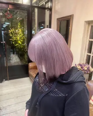 ミディアム カラー 抜きっぱなしブロンド /ハイトーン/カナタのヘアスタイル