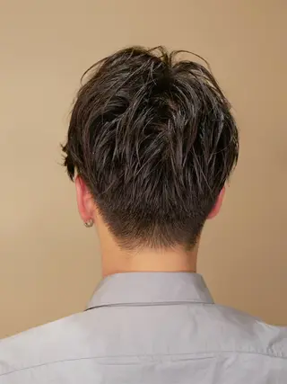 カラー メンズ 谷口 琉希のヘアスタイル
