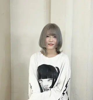 カラー 三満田 耀のヘアスタイル