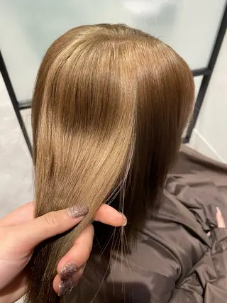 ミディアム 希優🌺ソムリエ /ブリーチ/カットのヘアスタイル
