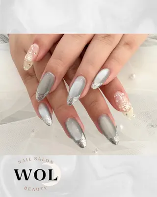 ネイル WOL🌙 momokoのネイルデザイン