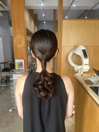ミディアム miloc MOMOKAのヘアスタイル