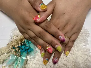 ショート カラー ネイル Le’a NailSalonのネイルデザイン