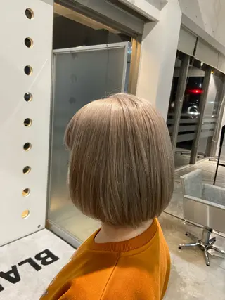 ミディアム カラー MINENO🌼 パーマ⚡️ブリーチのヘアスタイル