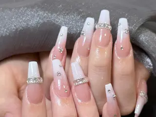ロング 💅 リリアのネイルデザイン