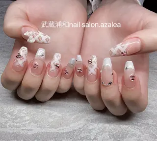 ネイル R inのネイルデザイン