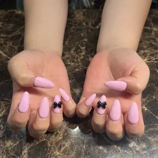 ネイル IROHA nail Ami🐊🎀のネイルデザイン