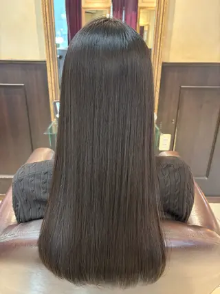 ロング 秋澤 楓のヘアスタイル