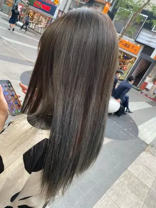 ヘアメイクearth熊本嘉島所属・高岡 杏実のヘアスタイル