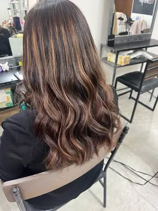ロング ヘアアレンジ 山﨑 美空のヘアスタイル