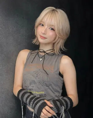 ショート ハイトーン/レイヤー 💜Akaneのヘアスタイル