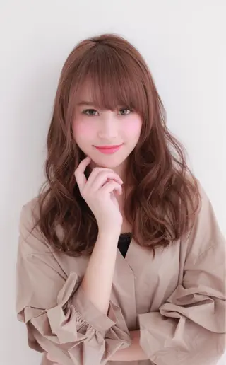 ミディアム 艶髪 森田/嵩士のヘアスタイル