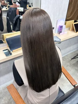 ロング カラー 中田 汐梨のヘアスタイル