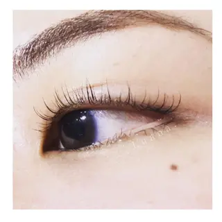 マツエク・マツパ にっくに ちひろの眉毛・アイブロウイメージ