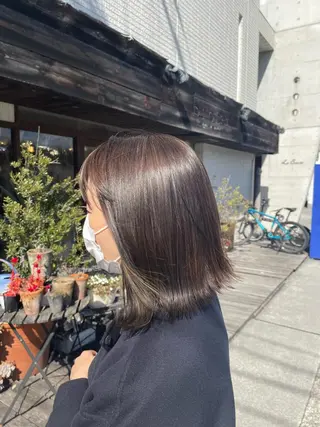ミディアム 山木 裕子のヘアスタイル