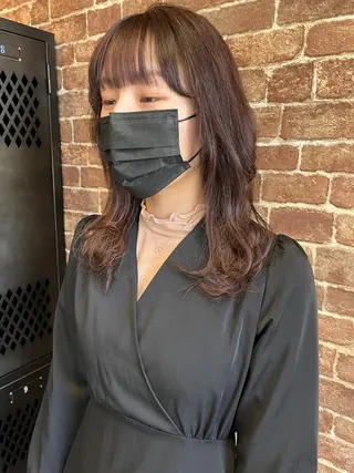 ロング カラー パーマ ヘアアレンジ メンズ キッズ ネイル マツエク・マツパ アイブロウ 久木原 ゆりのヘアスタイル