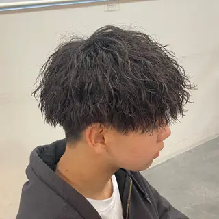 ショート パーマ 【メンズ専門】 古田　隆悟のヘアスタイル