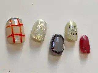 ネイル NAKAKARIYA .Rのネイルデザイン