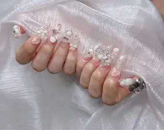 ネイル Lee Nailsのネイルデザイン