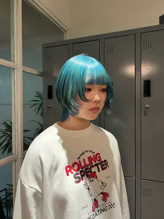 ショート カラー ワタナベ モカ🦢ダブルカラーのヘアスタイル