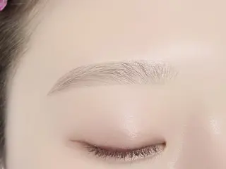 アイブロウ Lisse Eyelashのマツエク・マツパデザイン